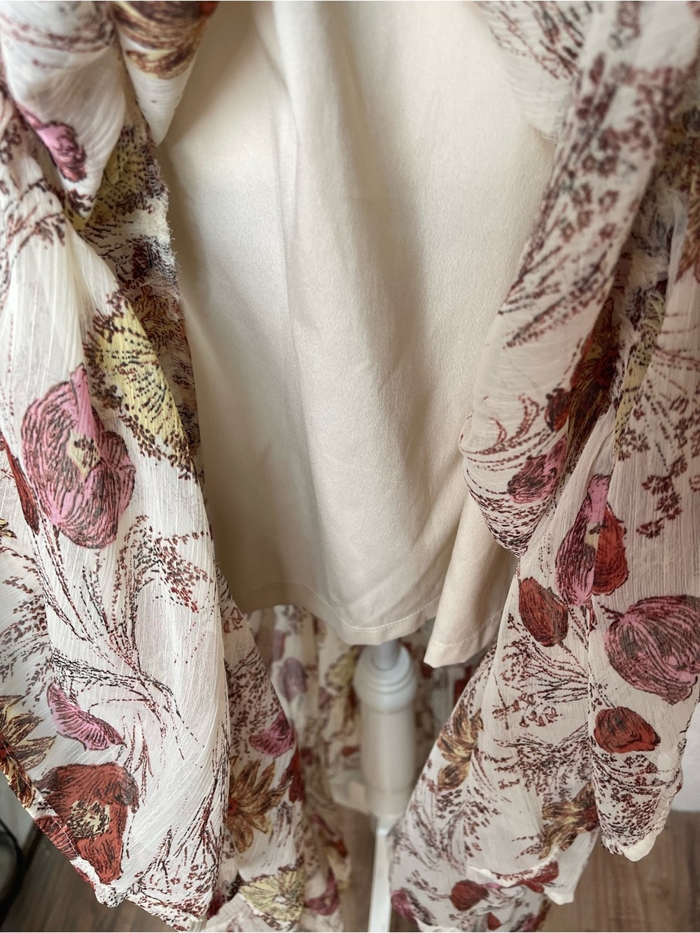 Boho Floral Maxi Dress Bell Sleeve Tiered
Cottagecore Fall Festival Sm oversized - Picture 7 of 14